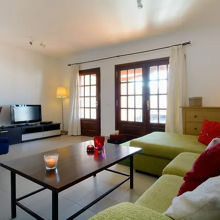 Villa Alegranza *